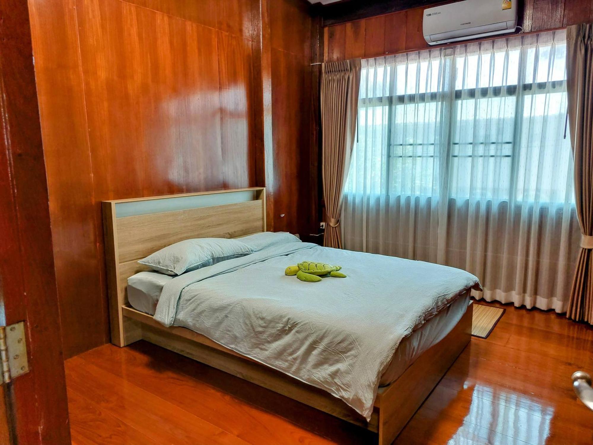 Whales Come To The River - Riverside - 3 Rooms On 2Nd Floor Ban Bang Phli Nua ภายนอก รูปภาพ