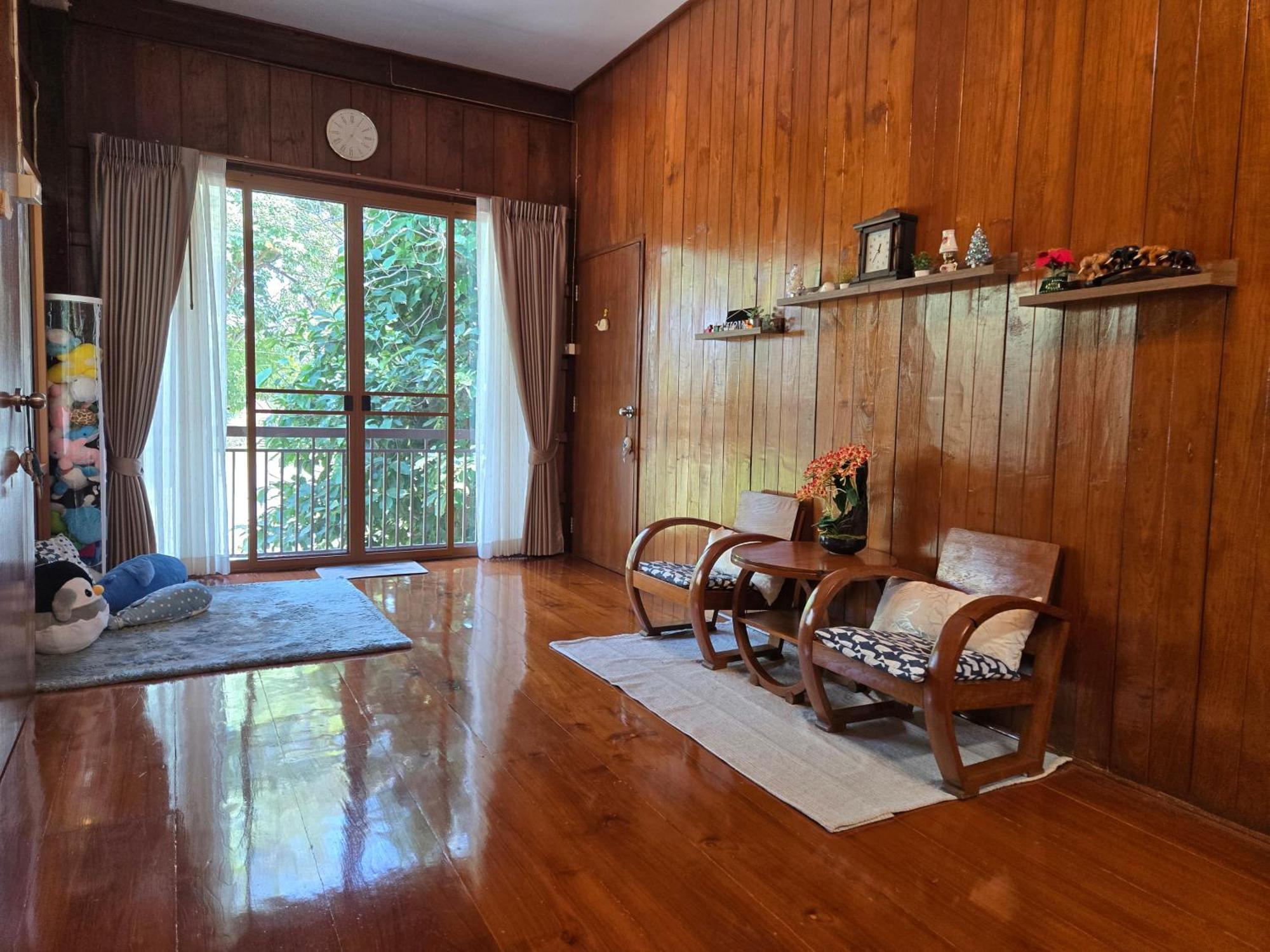 Whales Come To The River - Riverside - 3 Rooms On 2Nd Floor Ban Bang Phli Nua ภายนอก รูปภาพ
